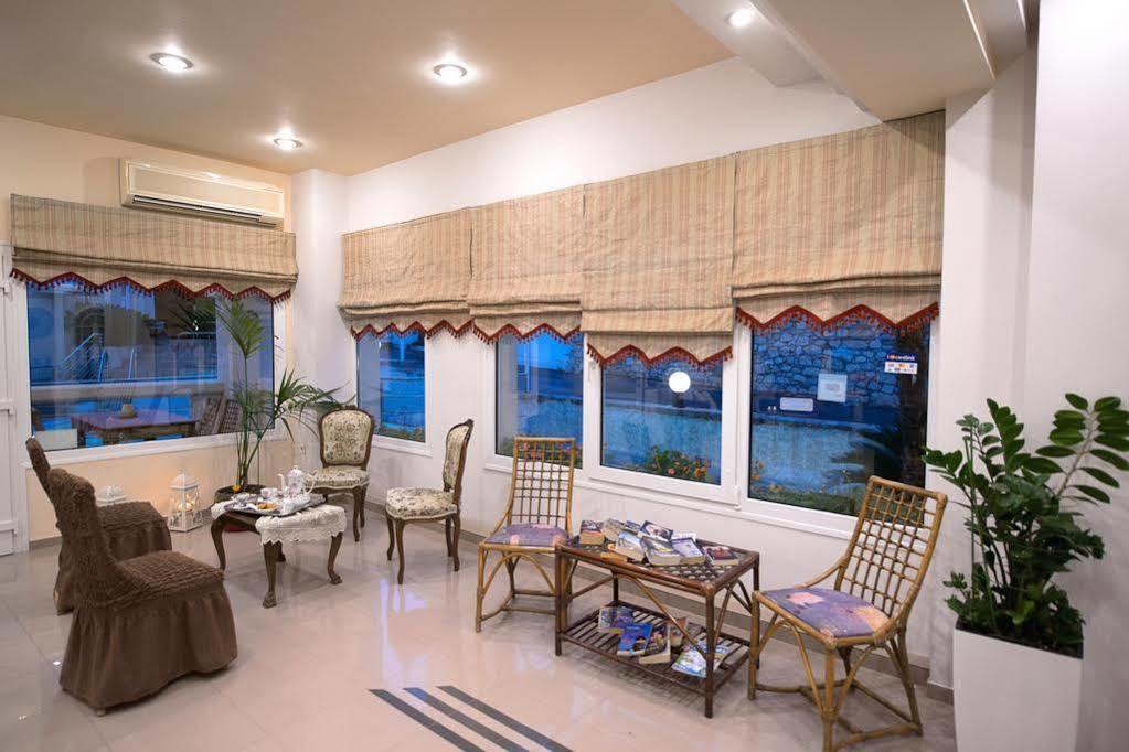 Scala Hotel-Apartments Agia Pelagia  Ngoại thất bức ảnh